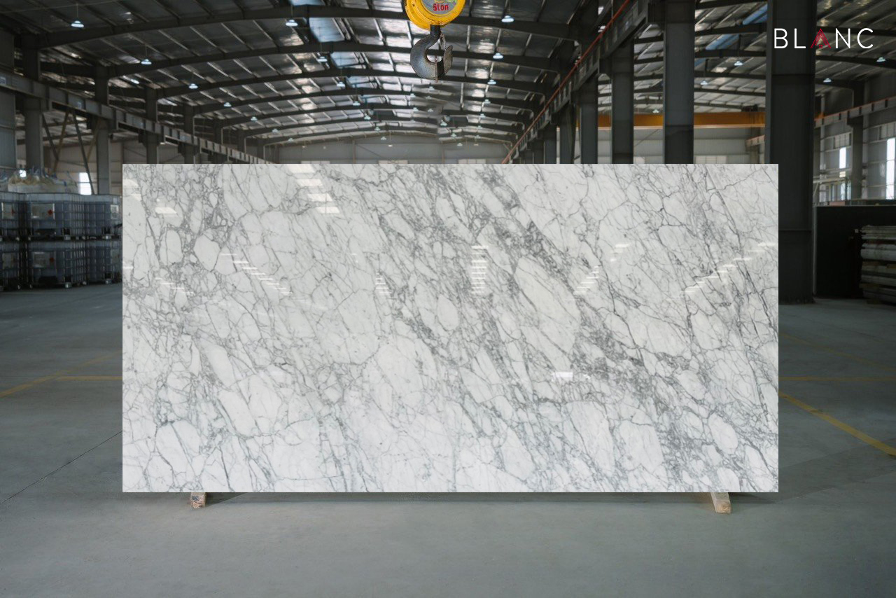đá marble trắng ý