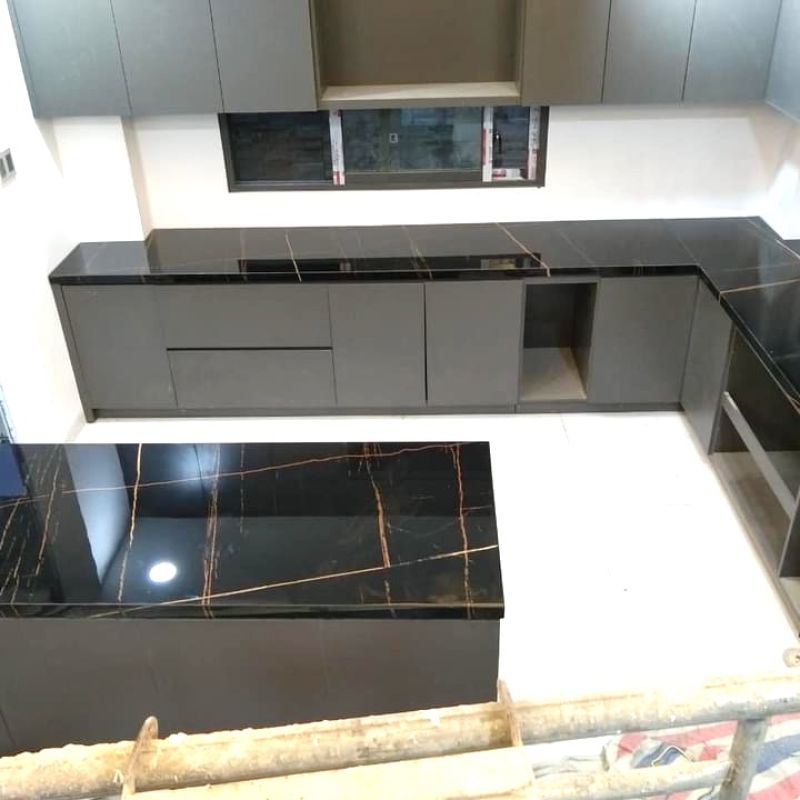 Đá Nung Kết Ramon Gold ốp bàn bếp, bàn đảo