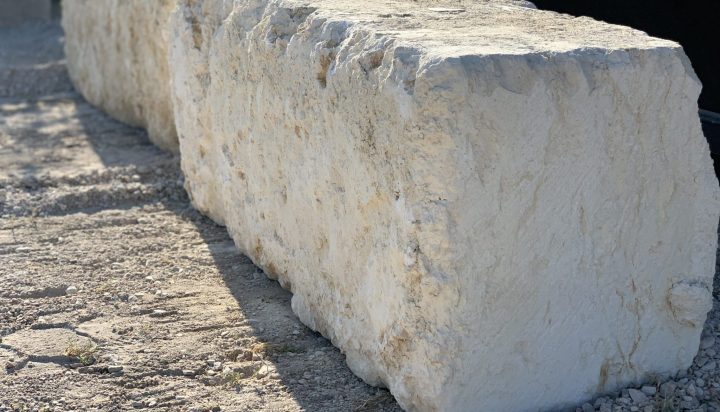 Block đá limestone được dùng trong điêu khắc nghệ thuật
